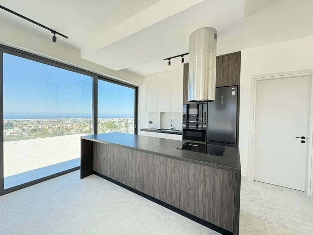2 Bedroom Penthouse with Panoramic views : Konia, Konia