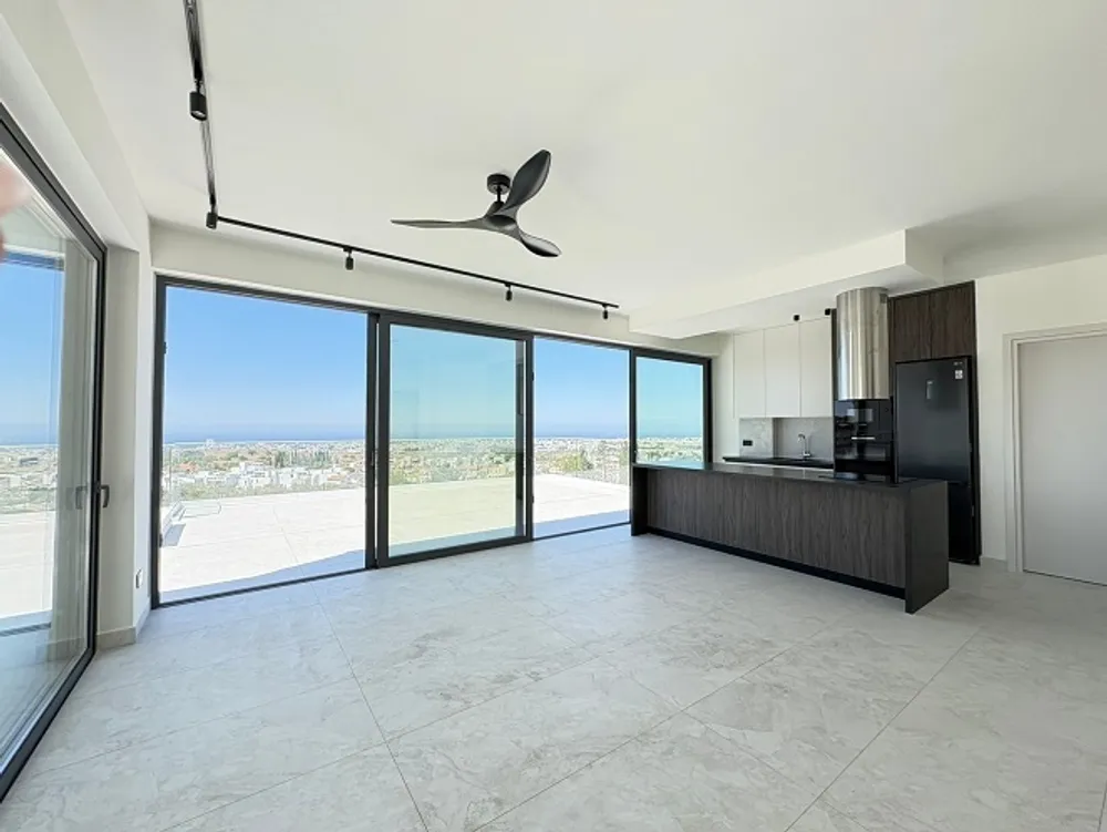 2 Bedroom Penthouse with Panoramic views : Konia, Konia