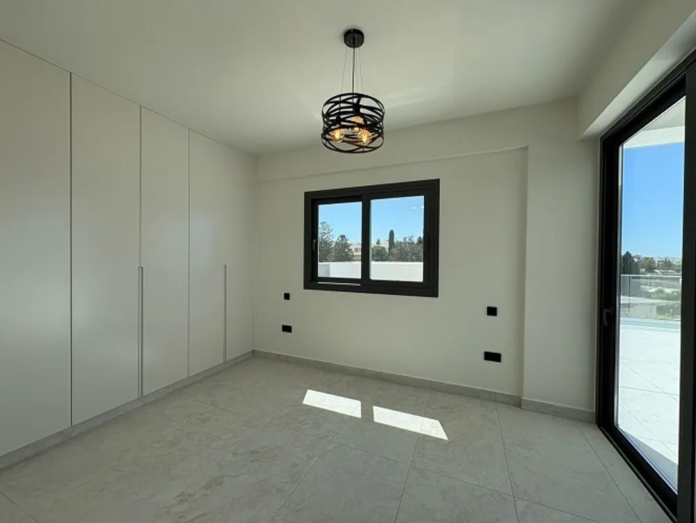 2 Bedroom Penthouse with Panoramic views : Konia, Konia