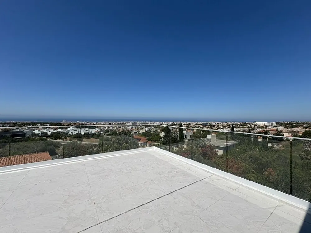 2 Bedroom Penthouse with Panoramic views : Konia, Konia