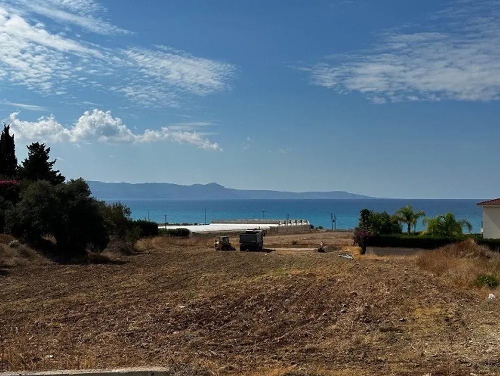 3 Bedroom Bungalow with sea views : Argaka, Argaka