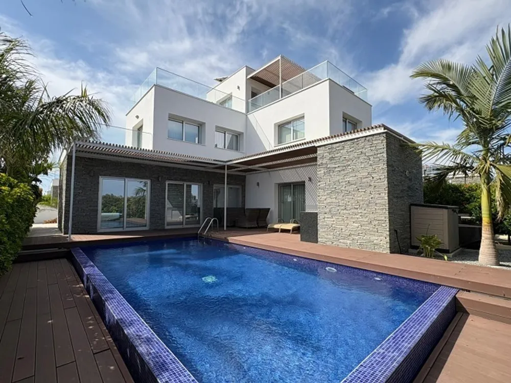 7 Bedroom Villa : Geroskipou, Paphos Area, Geroskipou