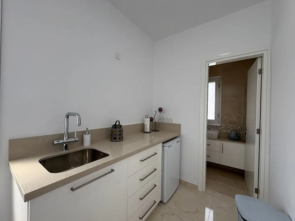 7 Bedroom Villa : Geroskipou, Paphos Area, Geroskipou
