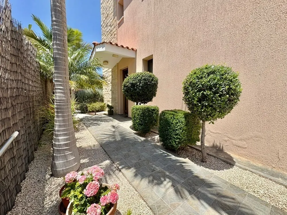 3 Bedroom Villa with Roof Terrace  Sea views : Peyia, Paphos, Peyia