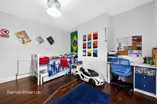 Manor Drive, London