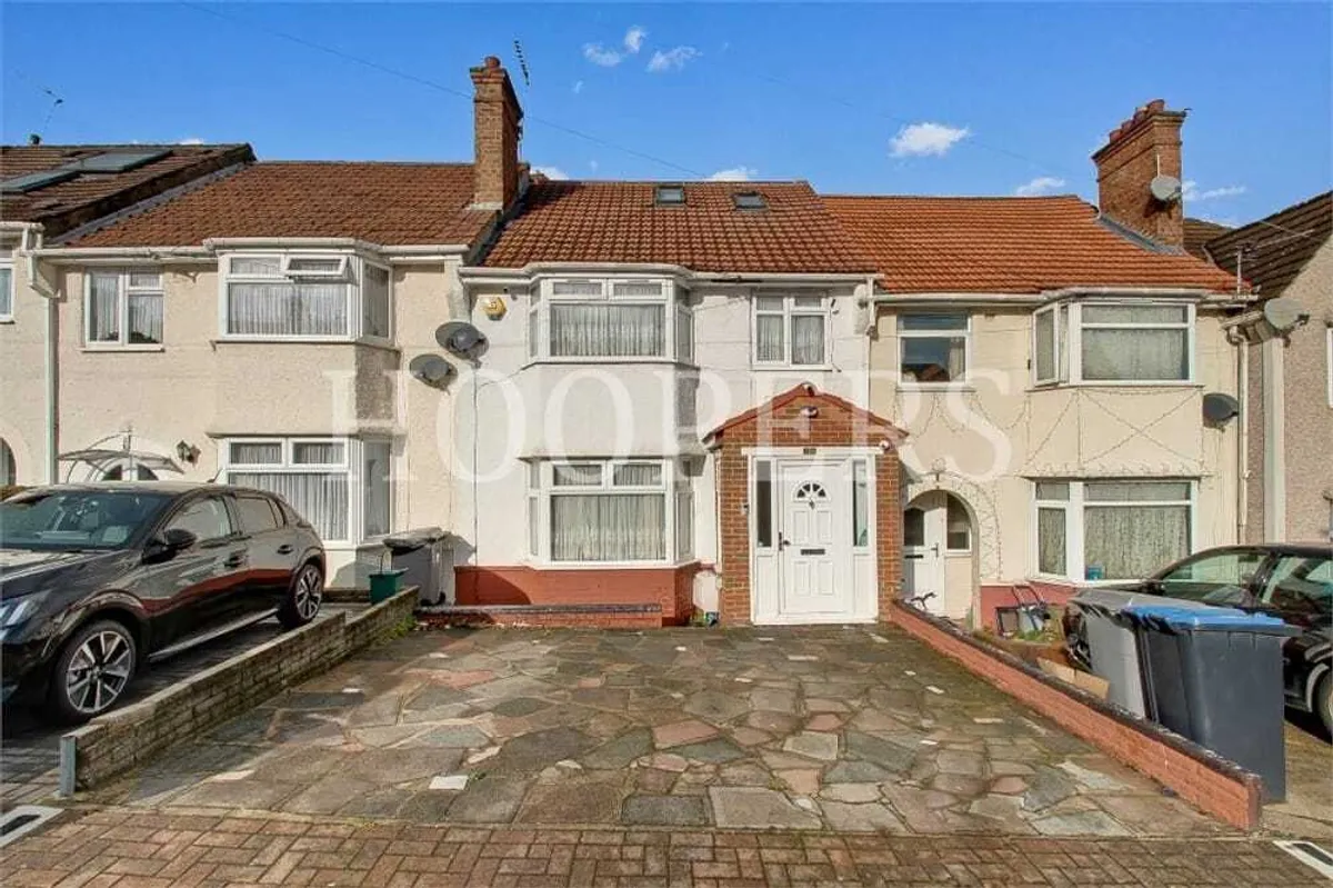 Chipstead Gardens, London, NW2