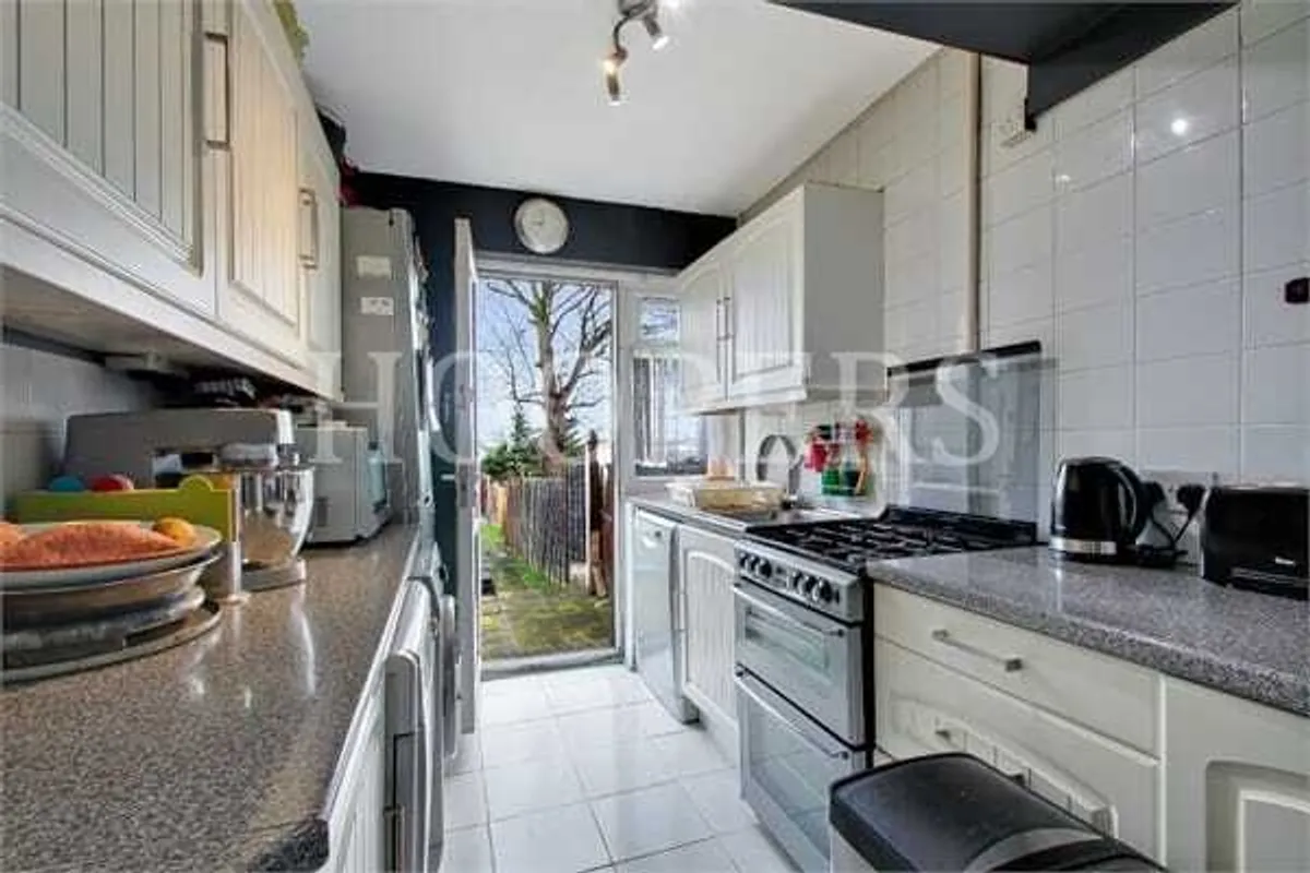 Chipstead Gardens, London, NW2