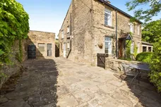 Lighthazels Road, Ripponden, Sowerby Bridge