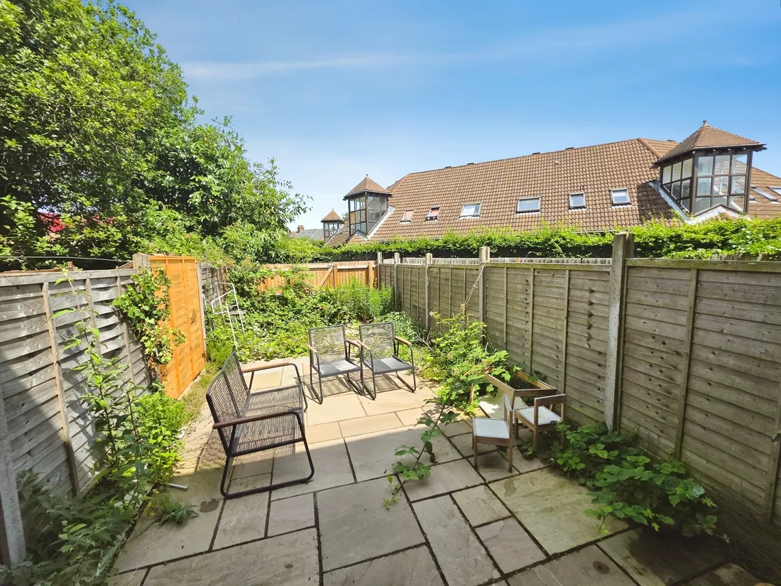 Property photo 8