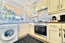 Plomer Avenue, HODDESDON