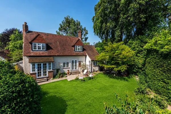 Pastens Road, Limpsfield, RH8 photo 17