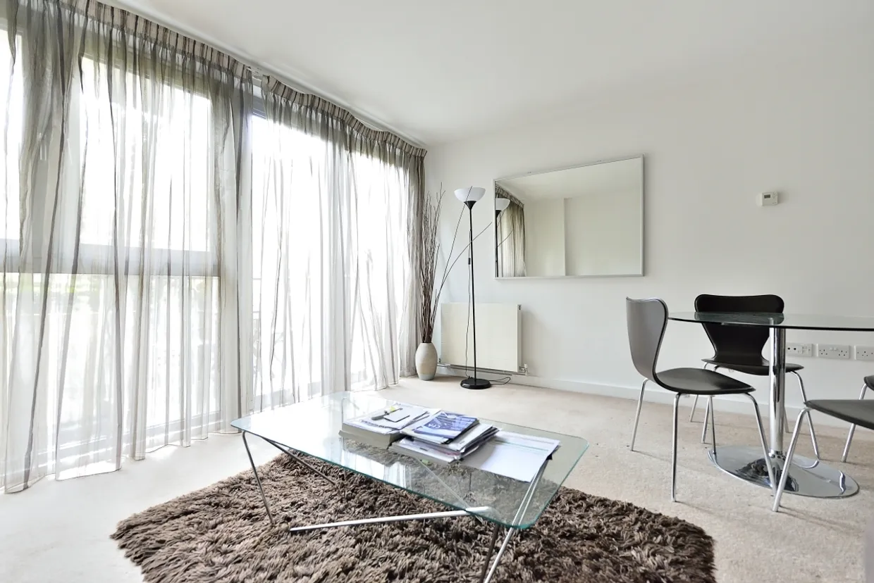 Carronade Court London N7 photo 1