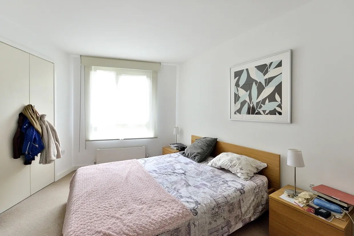 Carronade Court London N7 photo 4
