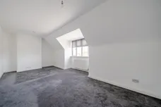 Ruxley Lane, Epsom KT19 photo 5