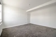 Ruxley Lane, Epsom KT19 photo 6