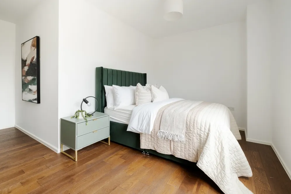Gransden Avenue London E8 photo 6