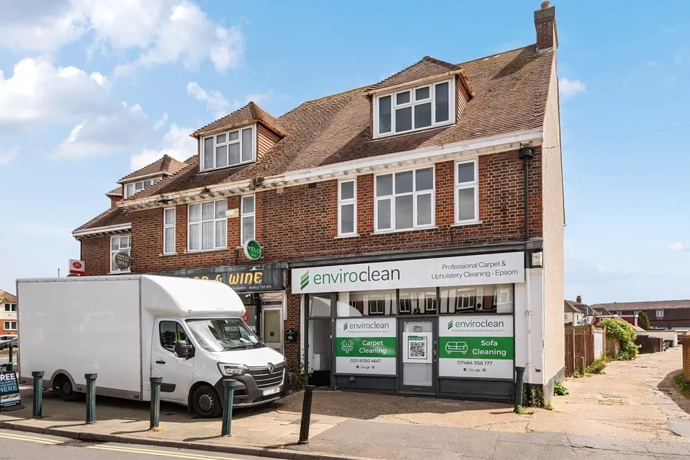 Ruxley Lane, Epsom KT19 photo 12