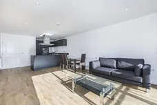 Lindfield Street London E14 photo 1
