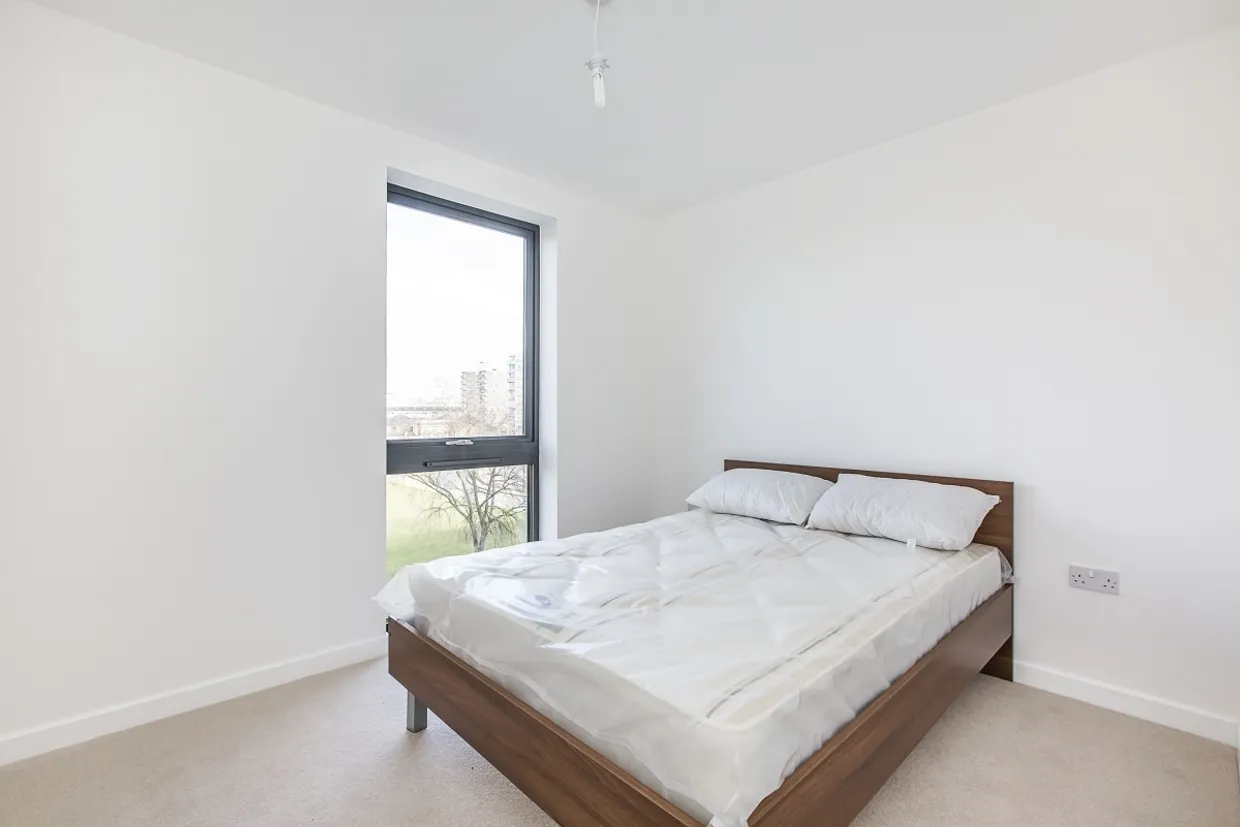 Lindfield Street London E14 photo 7