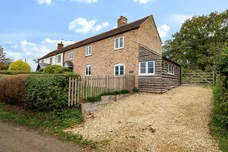 Overton Lane Gloucester GL2 photo 14