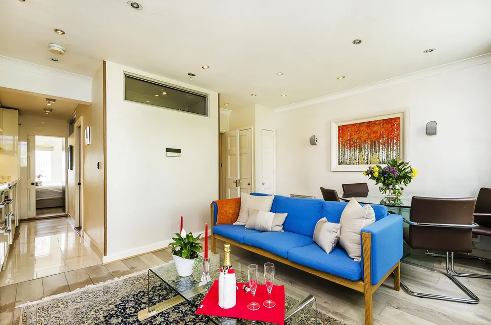 Brompton Square Knightsbridge SW3 photo 8