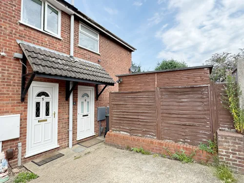 Redwood Close, Colchesterphoto