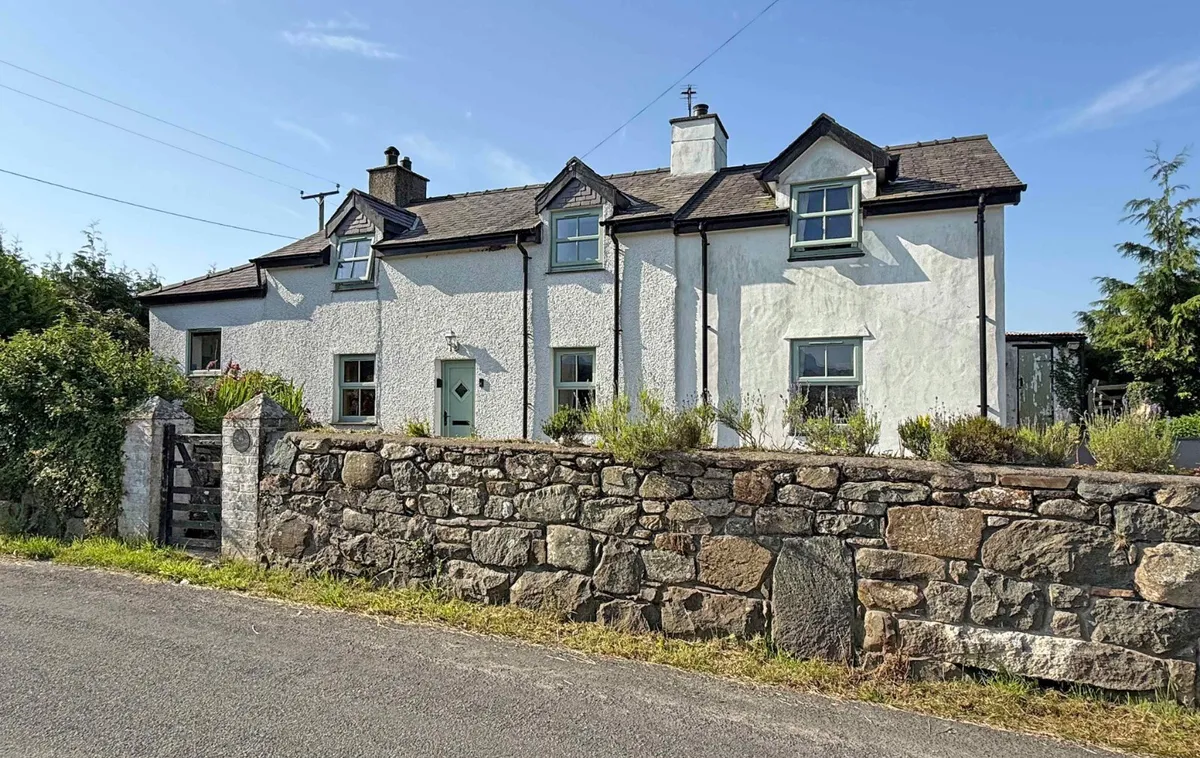 Golan, Garndolbenmaen, Gwynedd, LL51