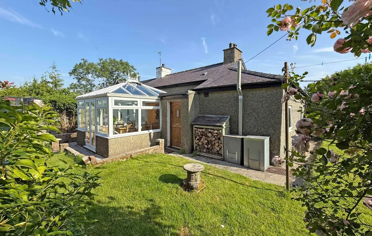 Golan, Garndolbenmaen, Gwynedd, LL51