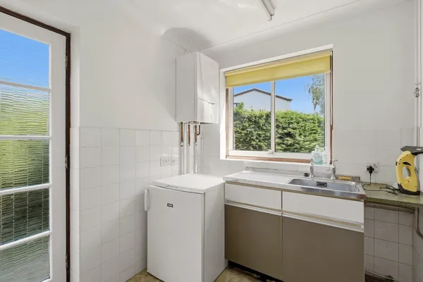 Beacon Heights, St. Osyth, CO16 photo 10