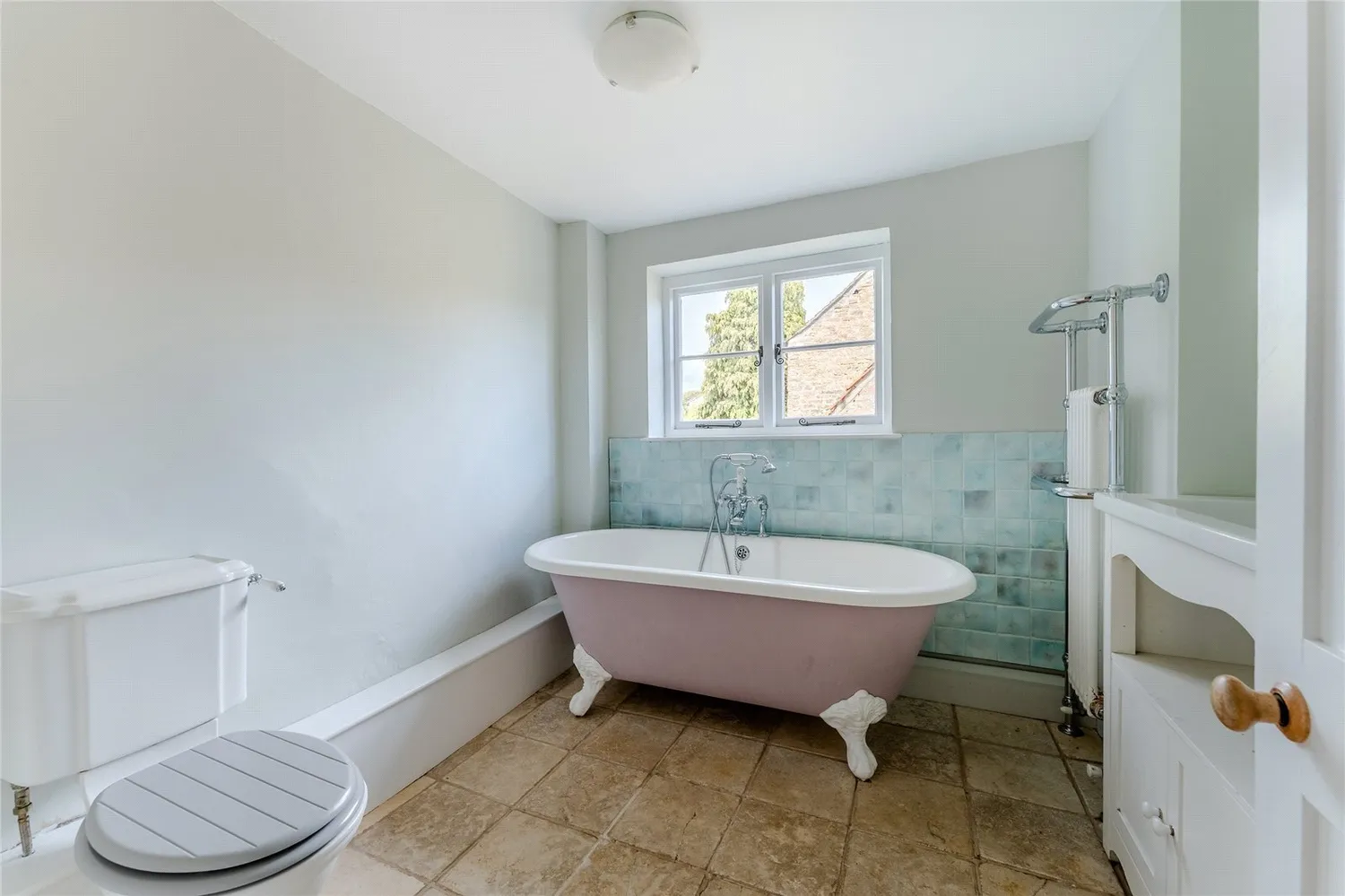 Main Street, Woodnewton, PE8 photo 12