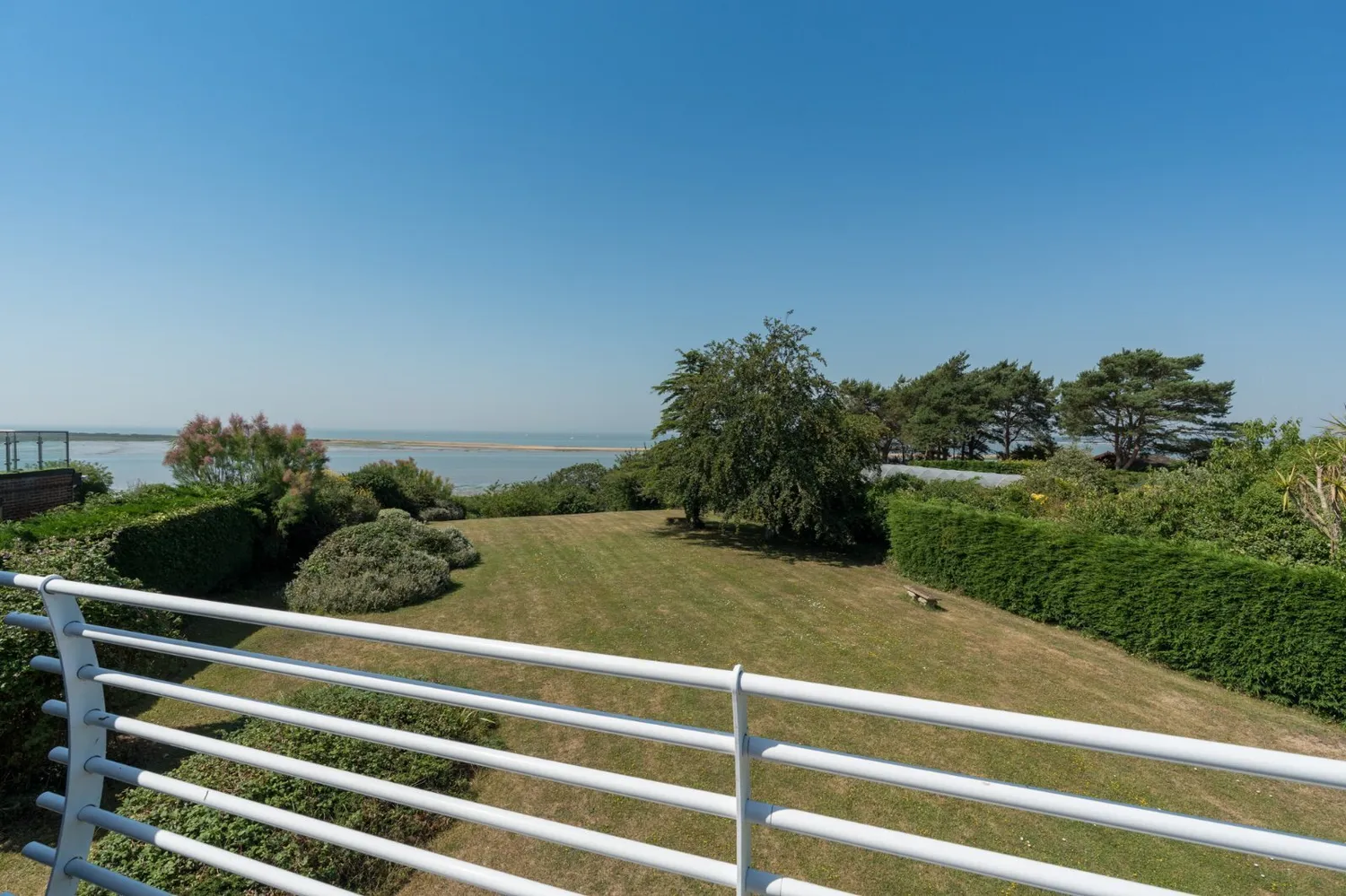 Beacon Heights, St. Osyth, CO16 photo 17