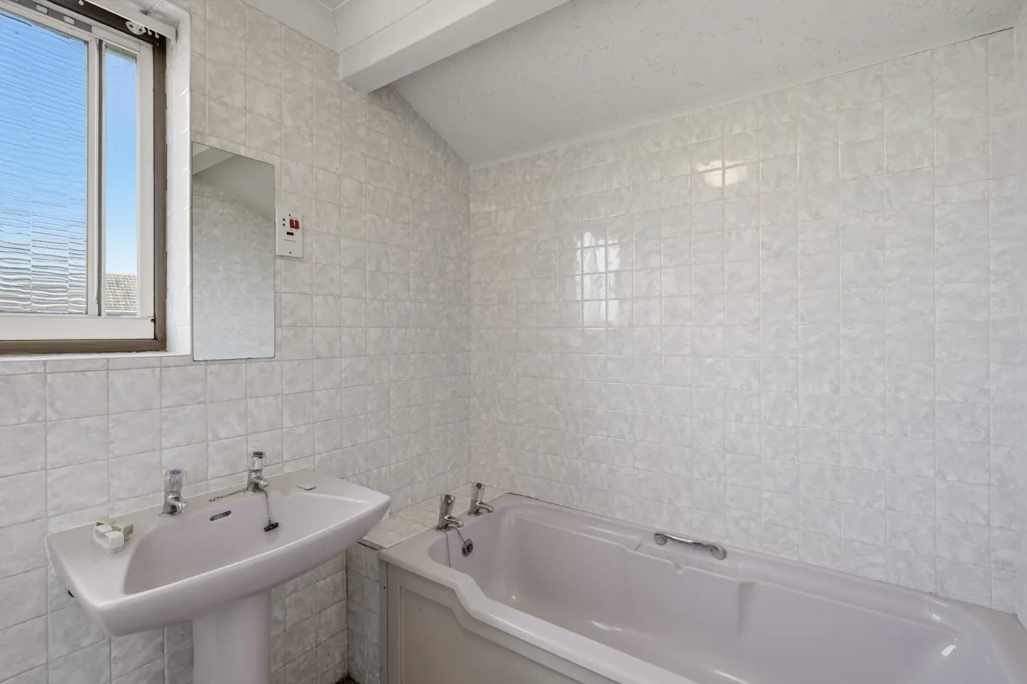 Beacon Heights, St. Osyth, CO16 photo 22