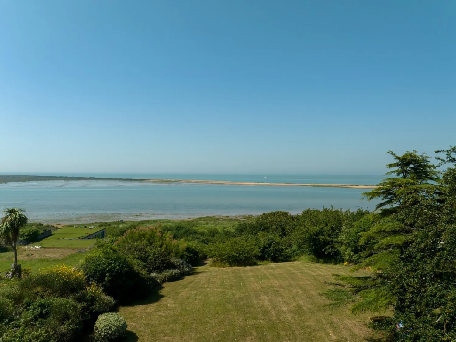 Beacon Heights, St. Osyth, CO16 photo 37
