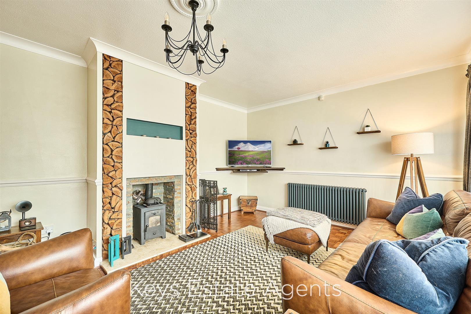 Dolespring Close, Forsbrook, Stoke-On-Trent Image 3