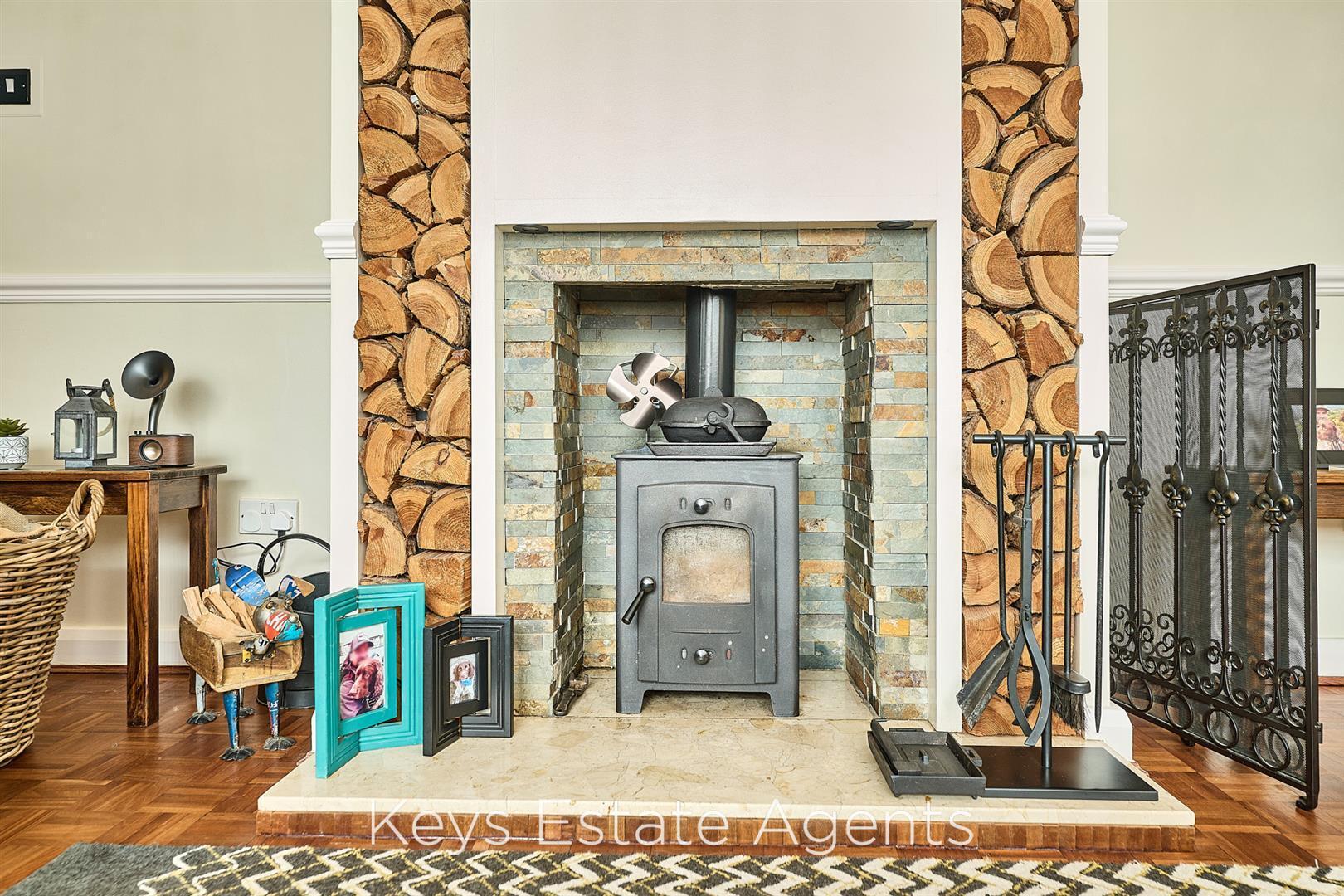 Dolespring Close, Forsbrook, Stoke-On-Trent Image 6
