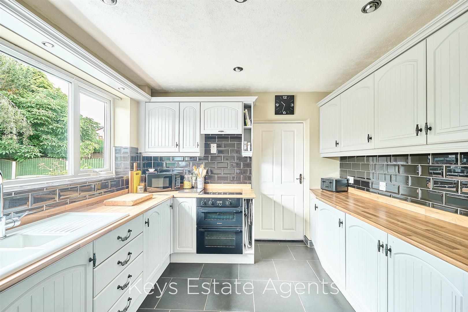 Dolespring Close, Forsbrook, Stoke-On-Trent Image 7
