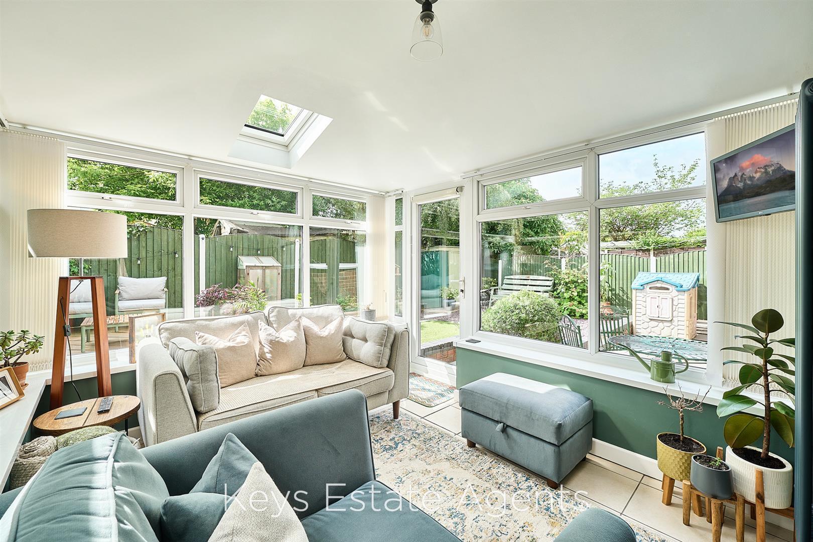 Dolespring Close, Forsbrook, Stoke-On-Trent Image 13