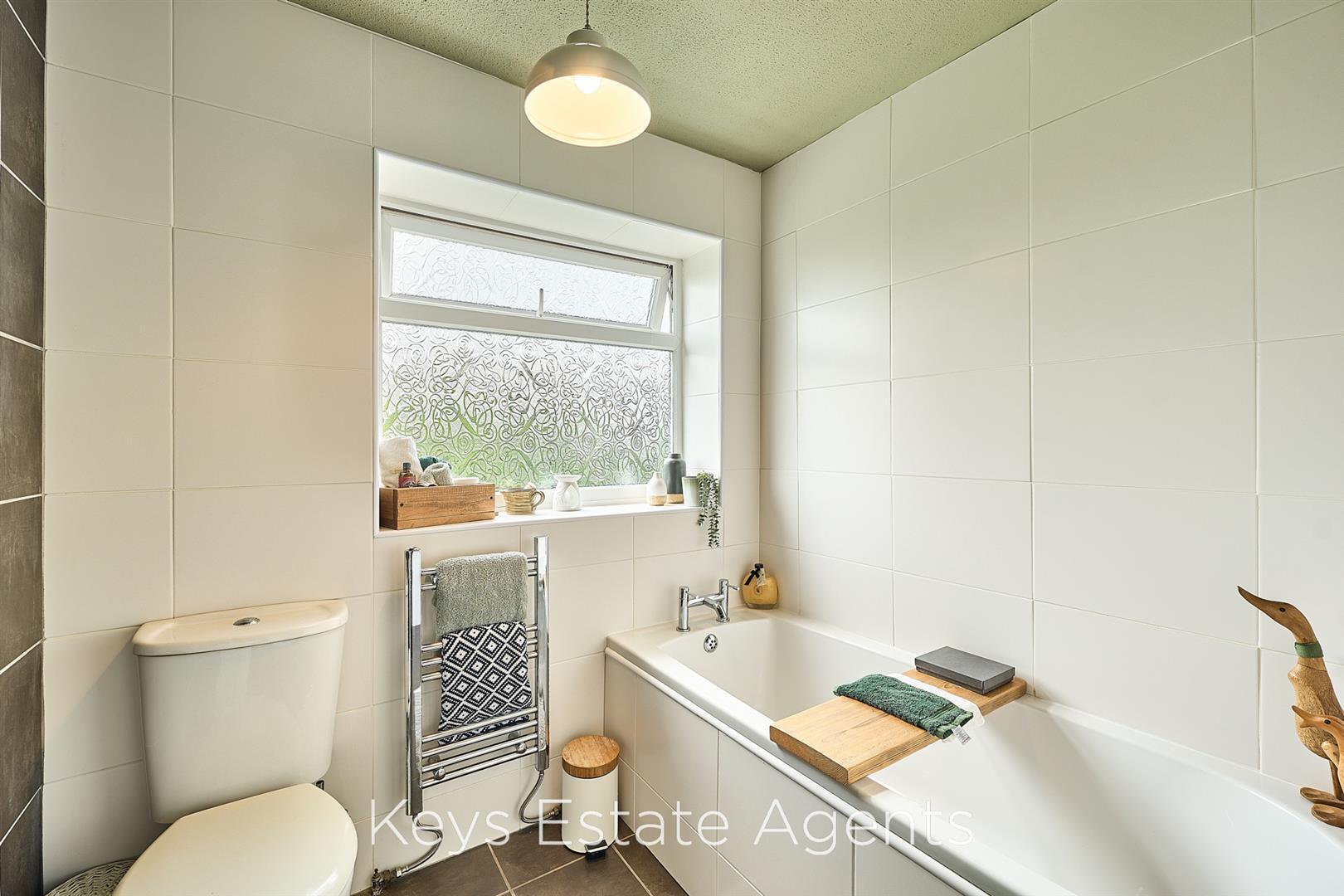 Dolespring Close, Forsbrook, Stoke-On-Trent Image 30