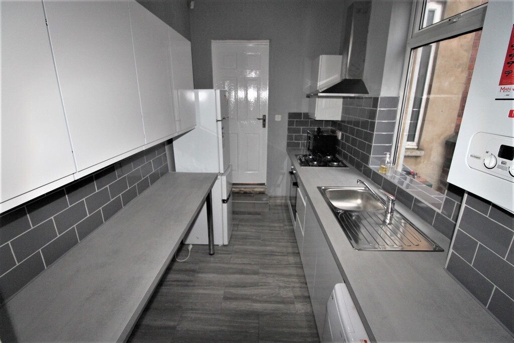 Room 5 of 5, Gulson Road, Coventry, CV1 2HZ Image 1