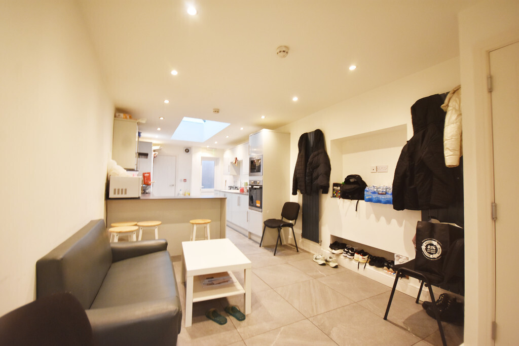 Room 4 of 5, Marlborough Road, Coventry, CV2 4EN Image 2