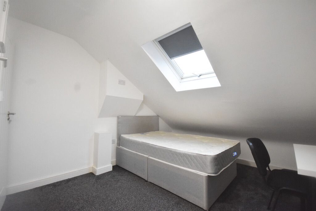 Room 4 of 5, Marlborough Road, Coventry, CV2 4EN Image 4