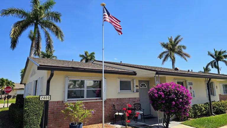 2800 Ashley Dr E, West Palm Beach, FL 33415
