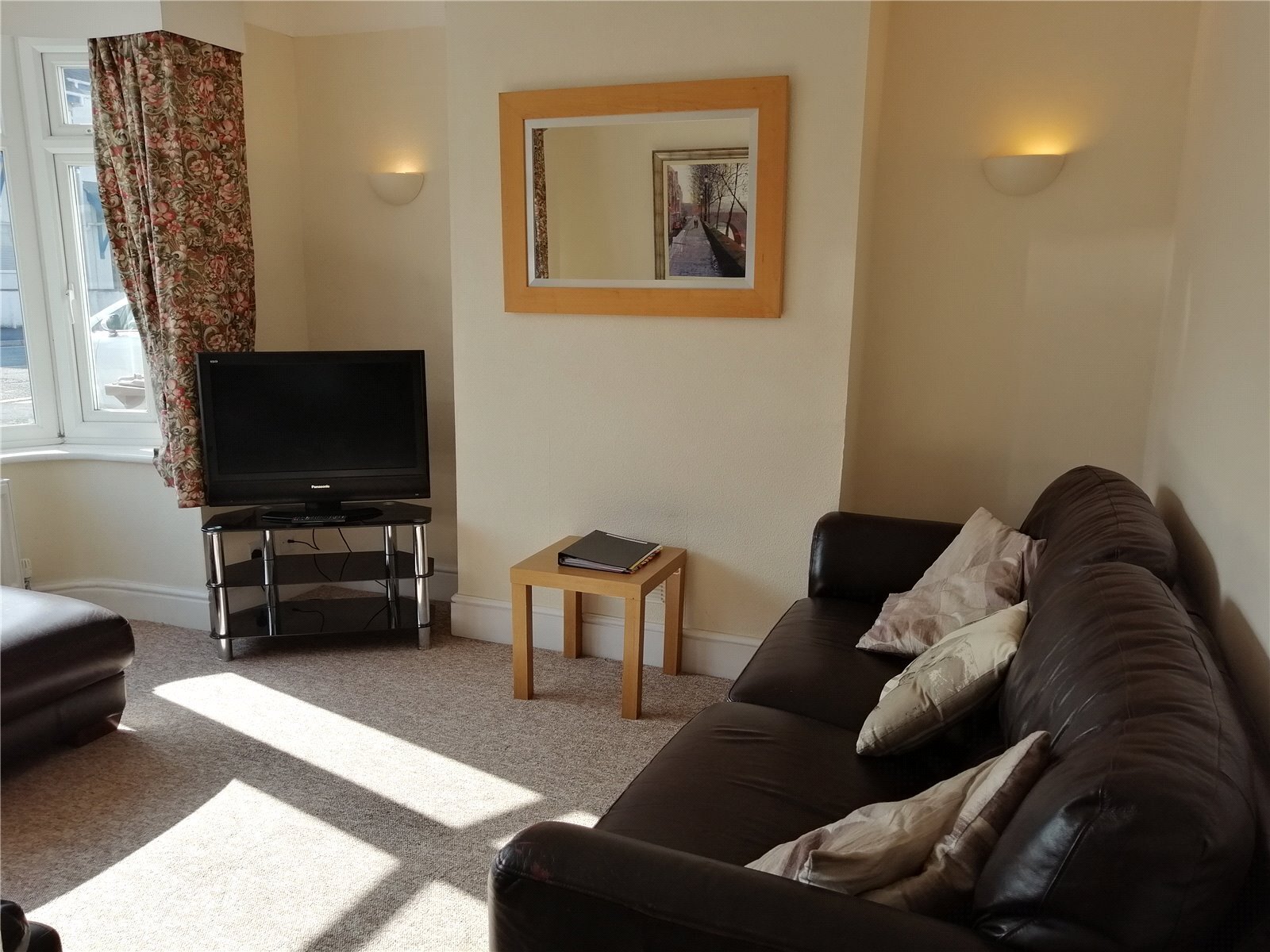 Glynne Road, Bangor, Gwynedd, LL57 Image 3