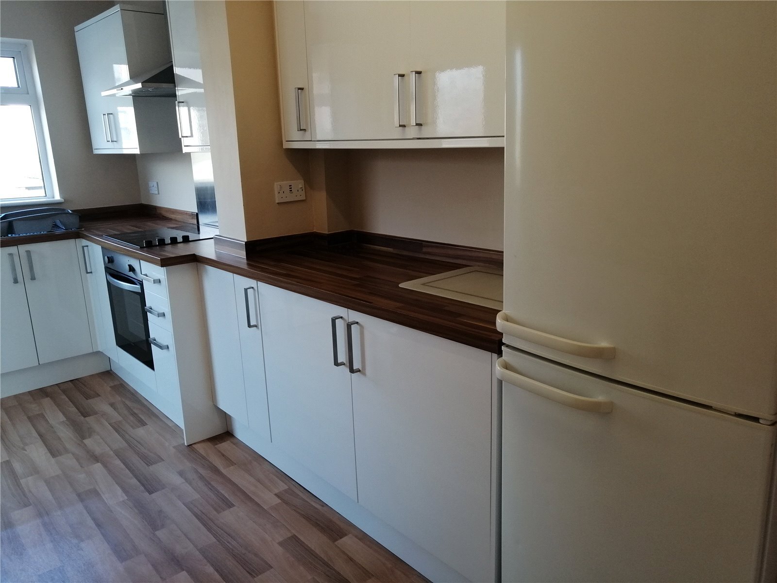 Glynne Road, Bangor, Gwynedd, LL57 Image 4