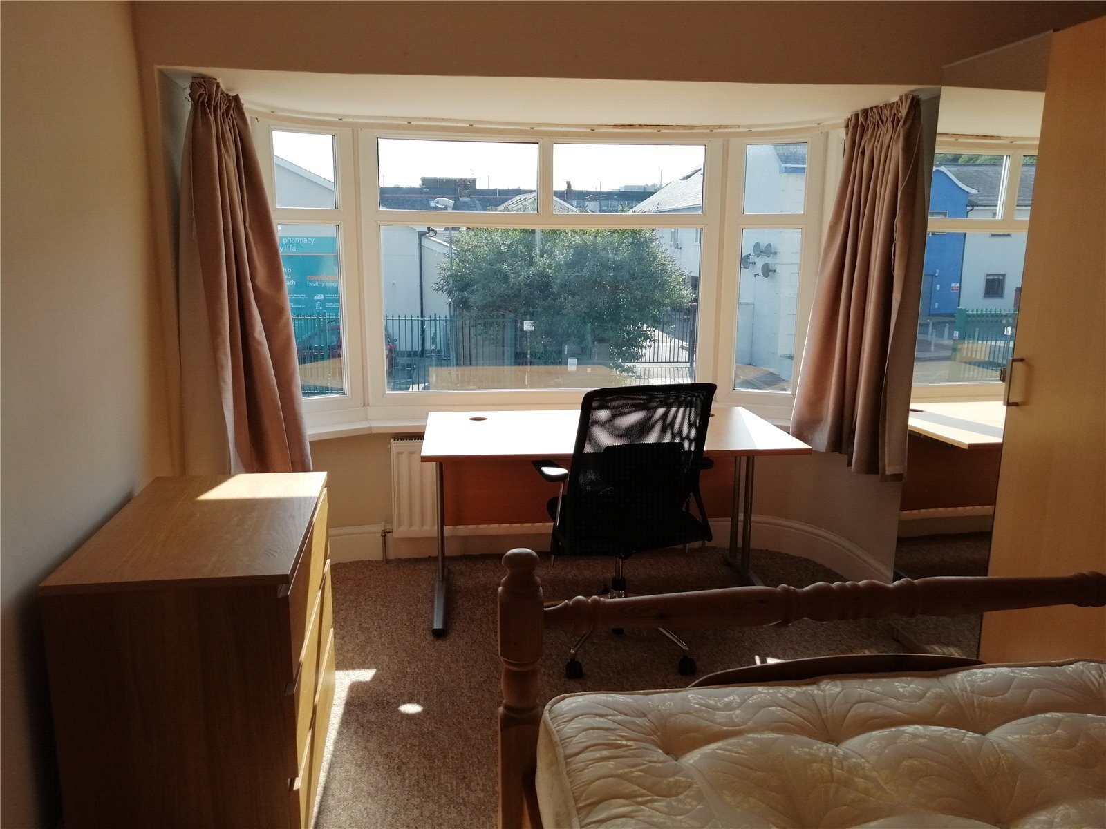 Glynne Road, Bangor, Gwynedd, LL57 Image 10
