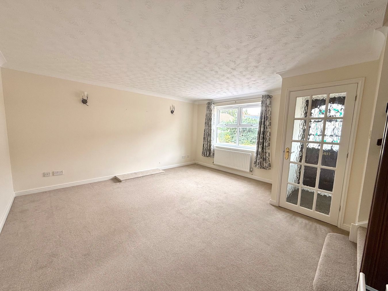 Saxon Drive, Warfield, RG42 Image 2