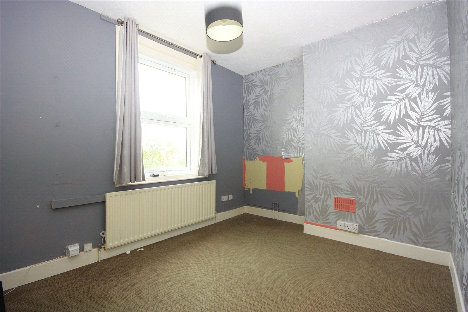 Mengham Avenue, Hayling Island, Hampshire, PO11 Image 6