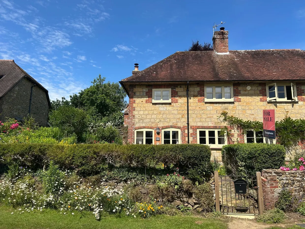The Street, Stedham, GU29 photo 1