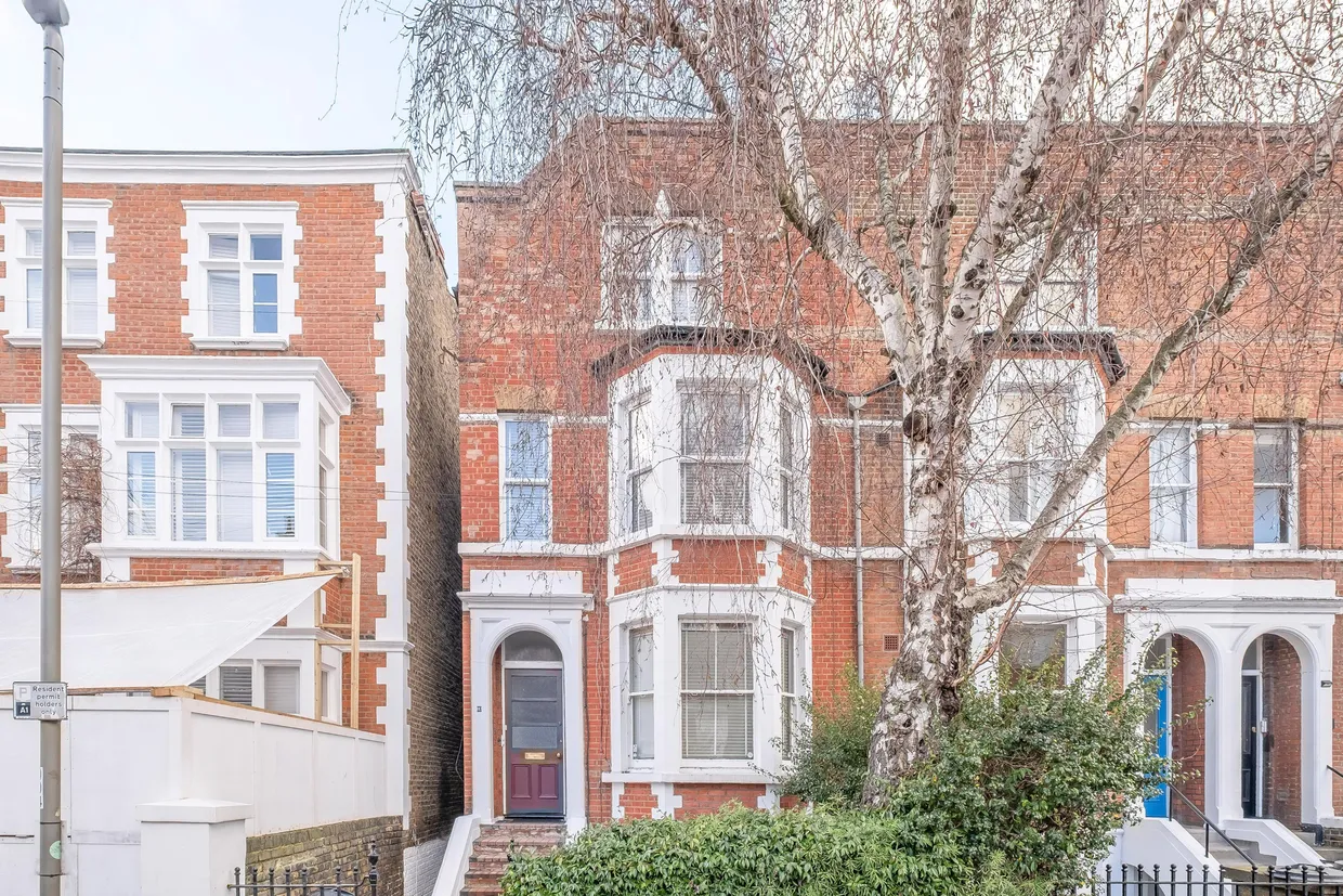 Burstock Road, London, SW15 photo 1