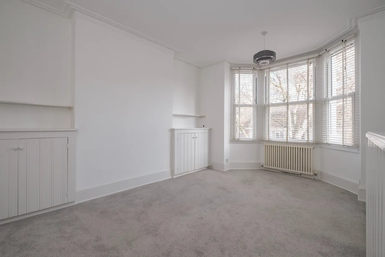 Burstock Road, London, SW15 photo 6